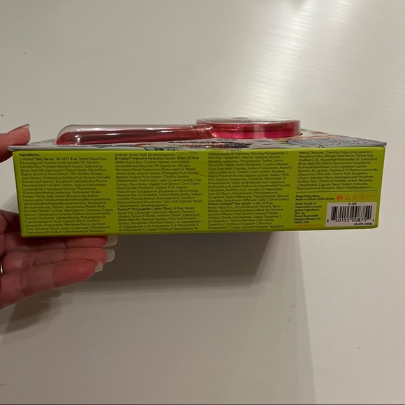 NIB Drunk Elephant Agent Ellie Day Kit (2018) – Collector’s Edition – Exp 06/20 - Picture 6 of 8